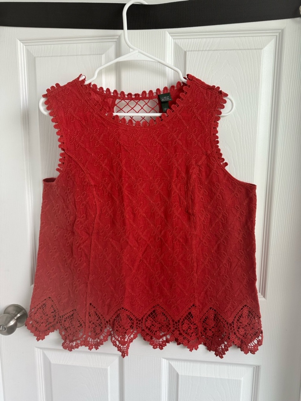 Women’s Burnt Orange Lace Sleeveless Top
